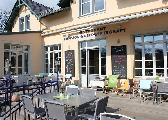 Pillnitzer Elbblick Отель *