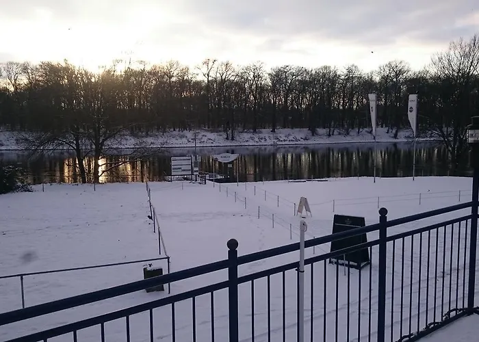 Pillnitzer Elbblick Отель Дрезден