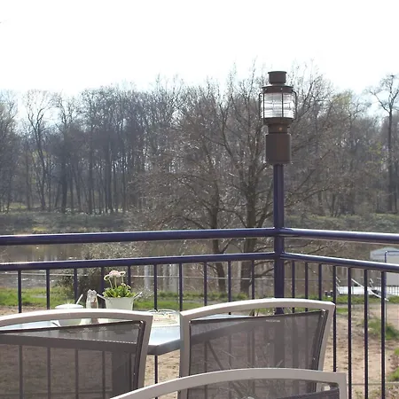 Pillnitzer Elbblick Hotel *